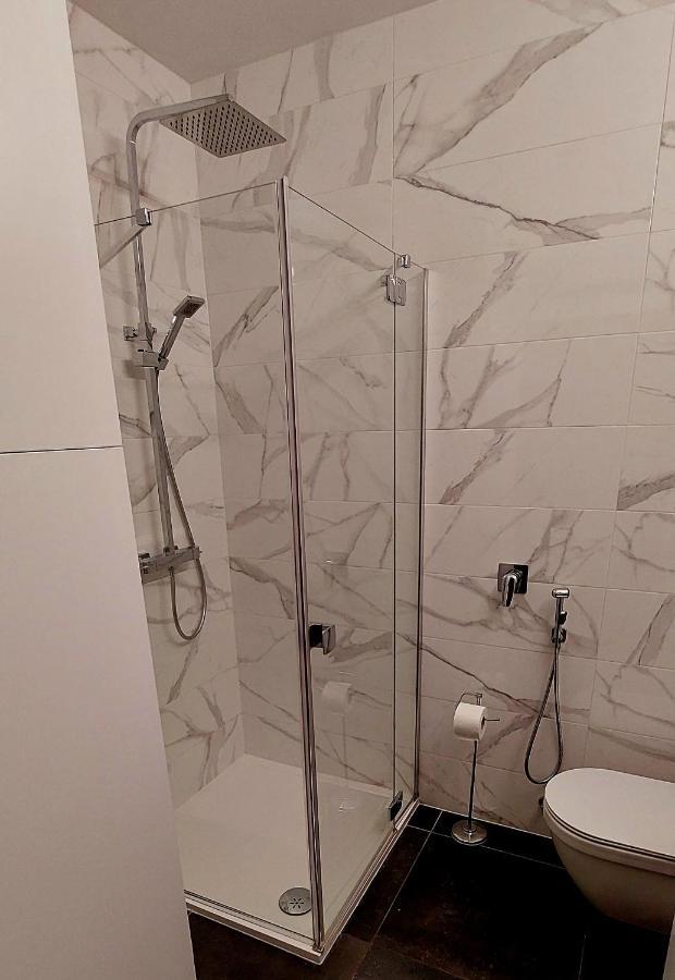 Apartaments Victoria Πόρετς Εξωτερικό φωτογραφία