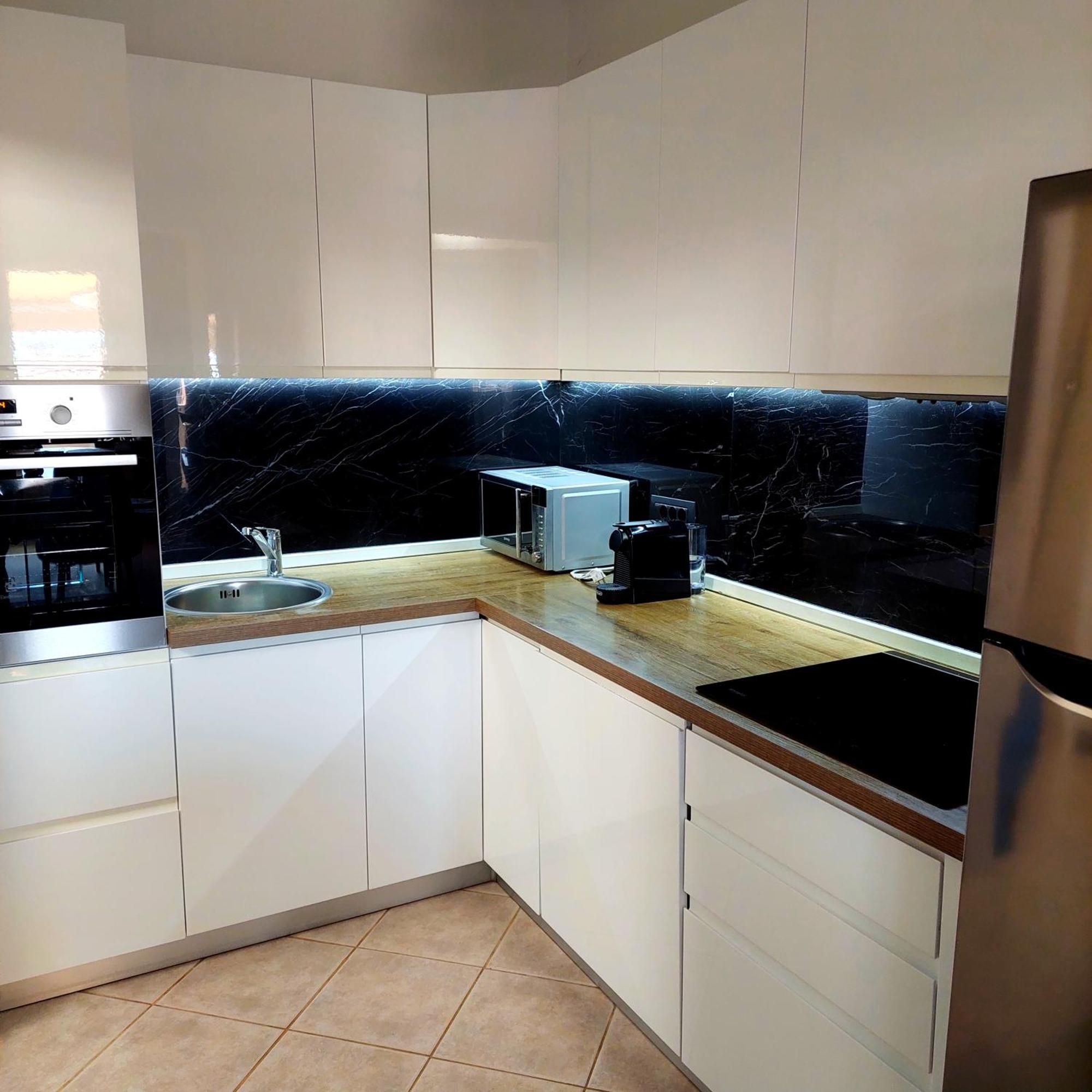 Apartaments Victoria Πόρετς Εξωτερικό φωτογραφία