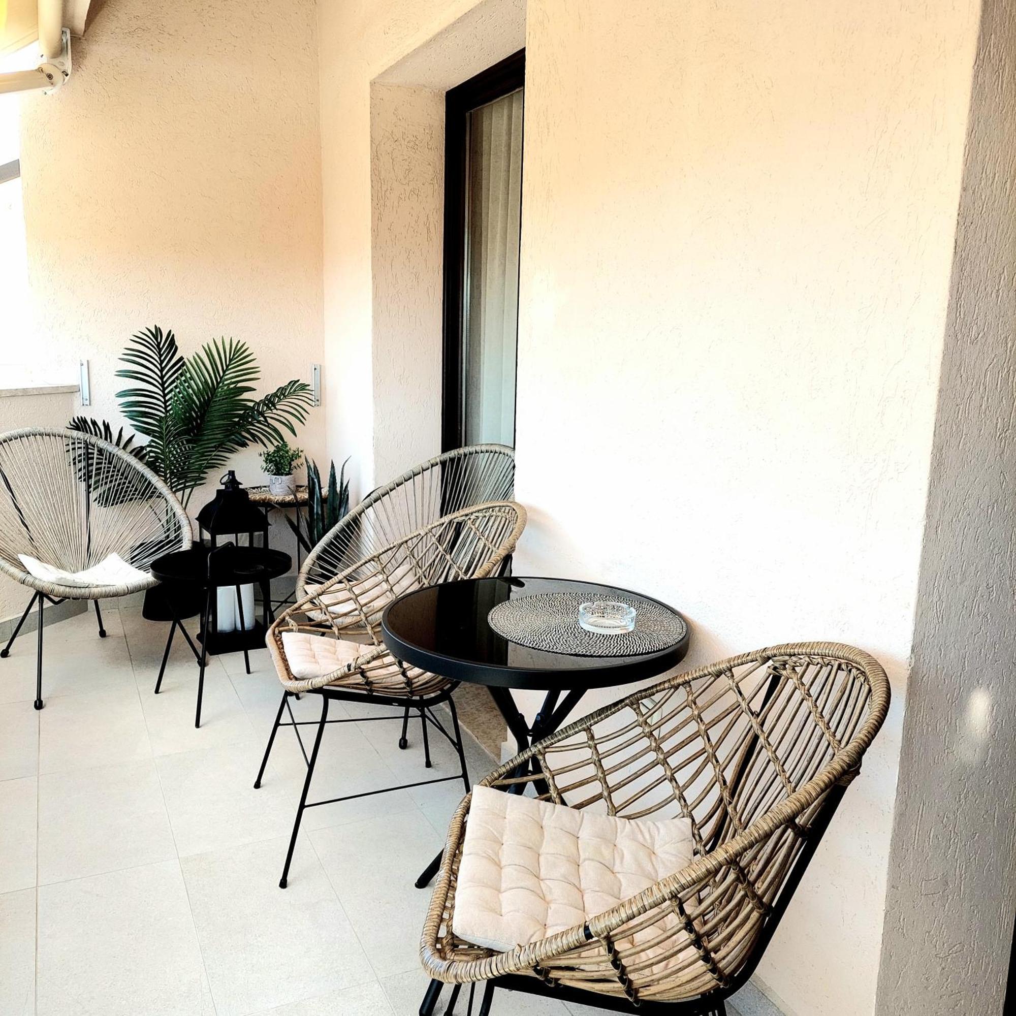 Apartaments Victoria Πόρετς Εξωτερικό φωτογραφία